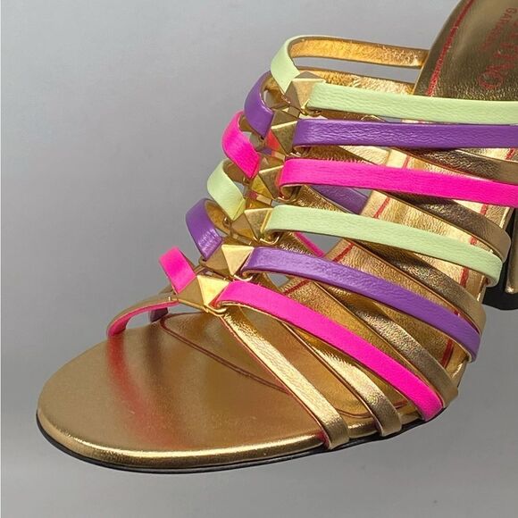 Valentino Garavani rockstud strappy 100mm stiletto mules - Picture 9 of 13